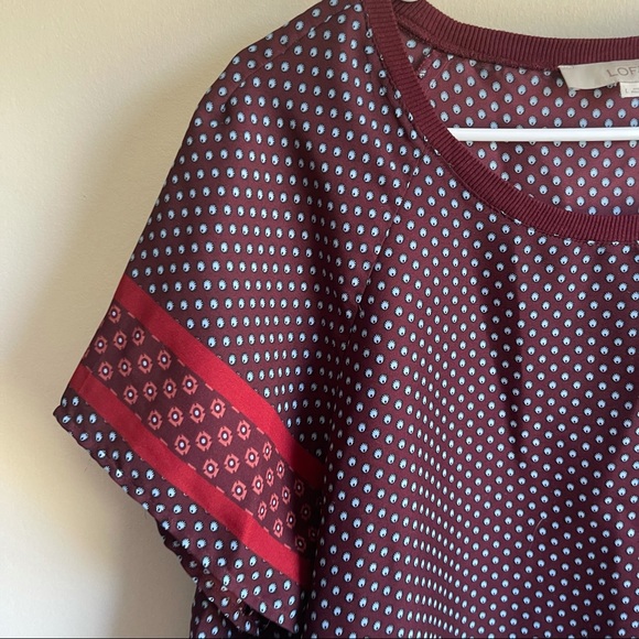 Loft Burgundy Patterned Short Sleeve Blouse - Picture 2 of 4
